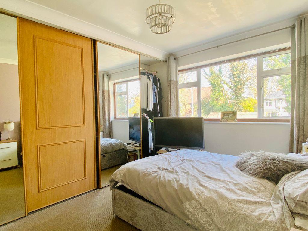 Bedroom 1 (Double)