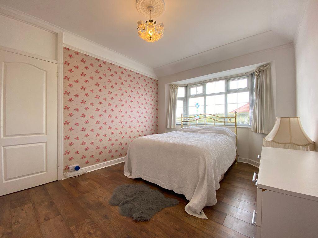 Bedroom 1 (Double)