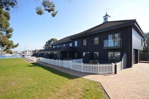 2 bedroom flat to rent, The Salterns, Chichester Marina, Chichester, PO20