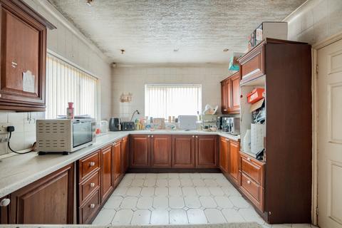 3 bedroom detached bungalow for sale, Doe Bank Road, Tipton, DY4 0ES