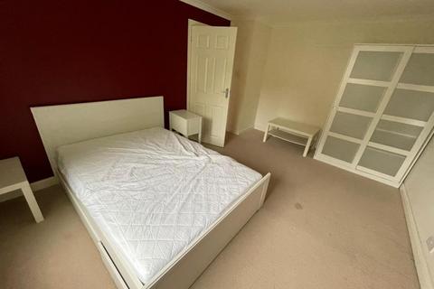 2 bedroom apartment to rent, Woodlands Road,  Headington,  OX3