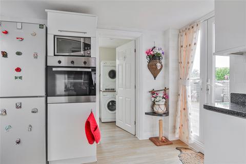 7 Kirkfield Road, Withernsea, HU19 2LA