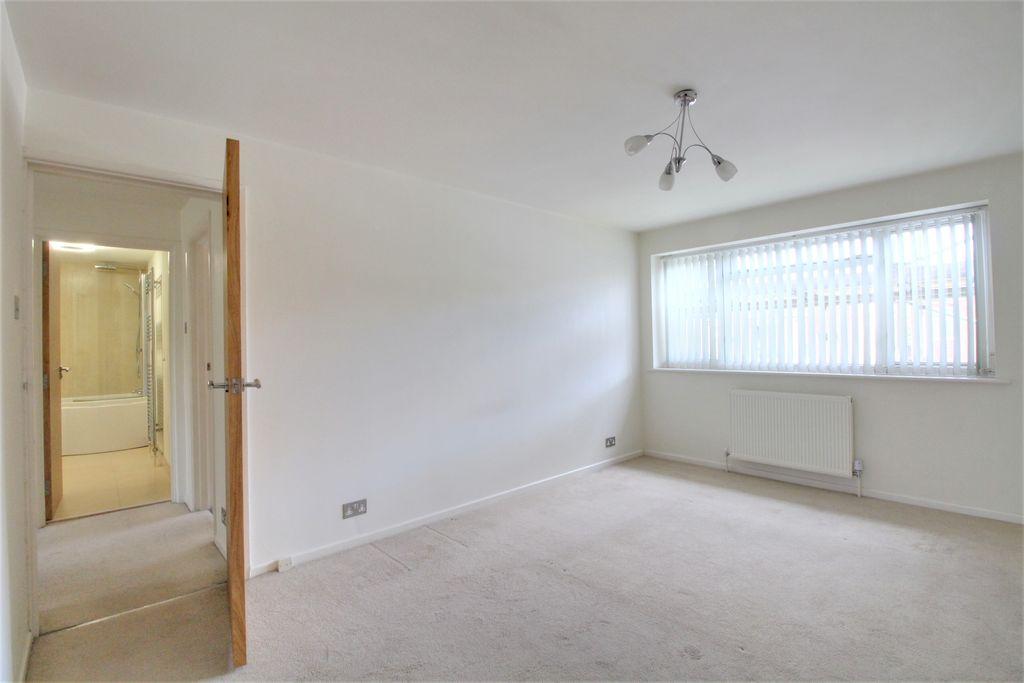 Bedroom 1 (Double)