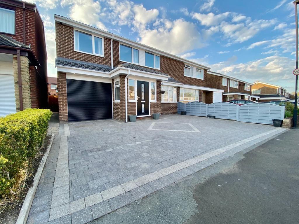 Ashkirk, Dudley, Cramlington, Tyne... 4 bed semidetached house £209,995