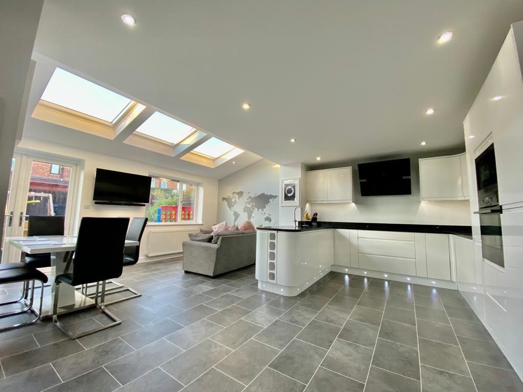 Ashkirk, Dudley, Cramlington, Tyne and Wear, NE23 7DF 4 bed semi