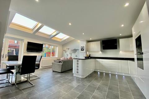 7 Ashkirk, Dudley, Cramlington, NE23 7DF