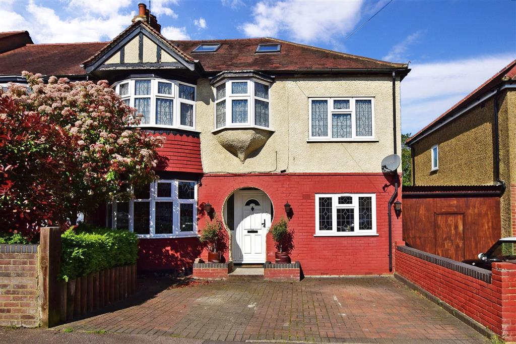 Grafton Avenue, Rochester, Kent 5 bed end of terrace house £550,000