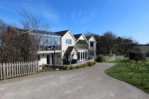 Fleet House Fleet Road, St Margarets At Cliffe, Dover, CT15 6HA