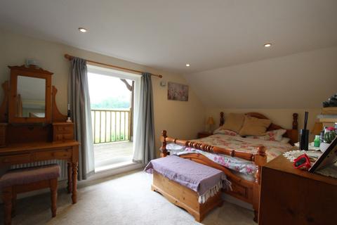 Fleet House Fleet Road, St Margarets At Cliffe, Dover, CT15 6HA