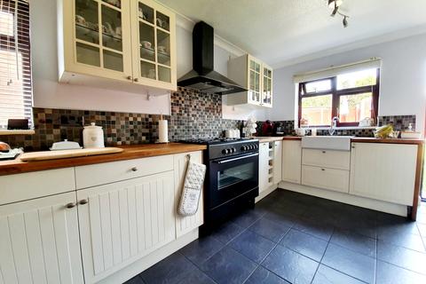 17 Cornwallis Drive, Shifnal, TF11 8UB