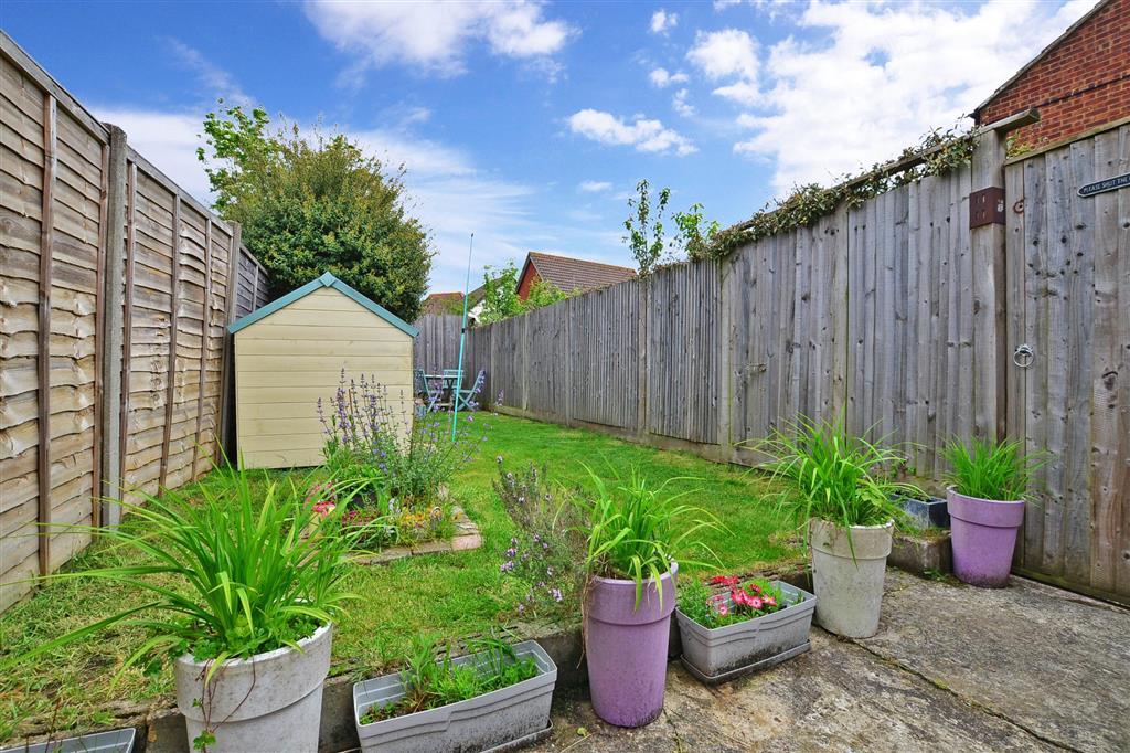 Howland Road, Marden, Tonbridge, Kent 2 bed terraced house £290,000