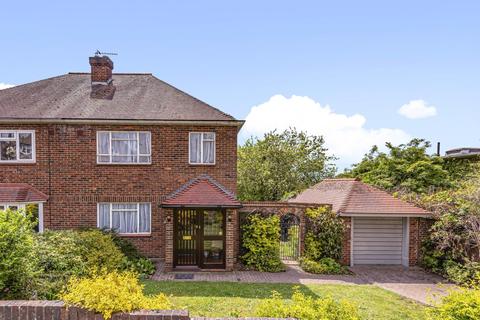 31 Walden Road, Chislehurst, BR7 5DJ