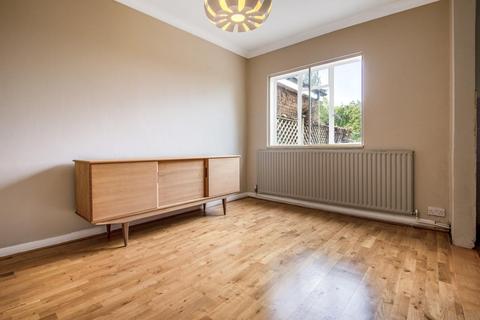 31 Walden Road, Chislehurst, BR7 5DJ