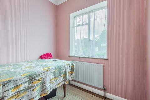 31 Walden Road, Chislehurst, BR7 5DJ