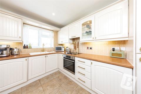 21 Victor Approach, Hornchurch, RM12 4XE