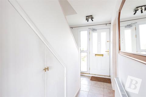 21 Victor Approach, Hornchurch, RM12 4XE