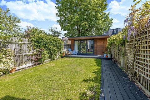 43 Weston Road, Thames Ditton, KT7 0HN