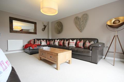 3 Balmoral Close, Cuddington, Northwich, CW8 2DQ