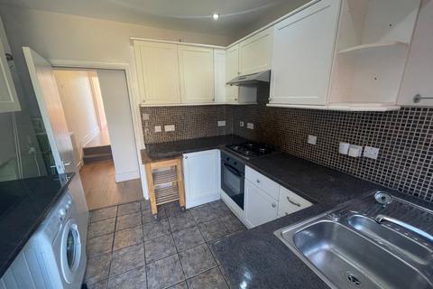 1 bedroom apartment to rent, Salisbury Road, Wood Green, London, N22