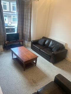 4 bedroom terraced house to rent, Swansea SA1