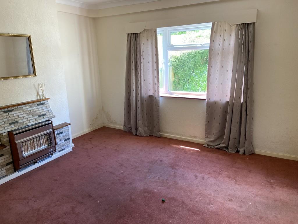 Fourth Avenue, Teignmouth 3 bed terraced house £235,000