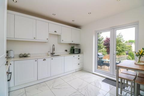 12 High Road, Hockley, SS5 4SX