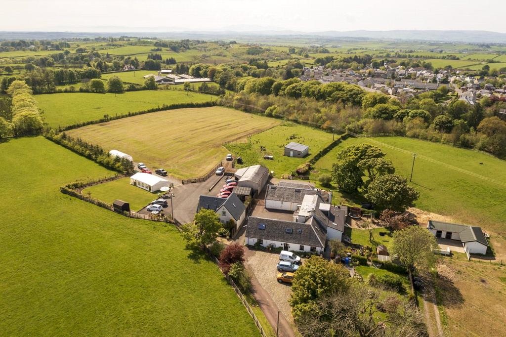 Commoncraig Cottage, Commoncraig Road, Dunlop, East Ayrshire, KA3 4 bed
