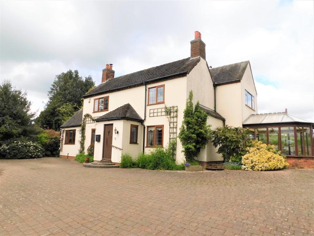 Cross In Hand Lane, Lichfield 3 bed cottage £1,600 pcm (£369 pw)