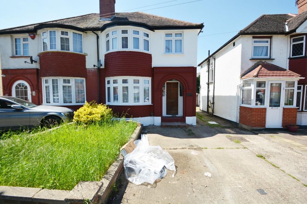 Twyford Road, Harrow, HA2 0SN 3 bed semidetached house £1,650 pcm (£381 pw)