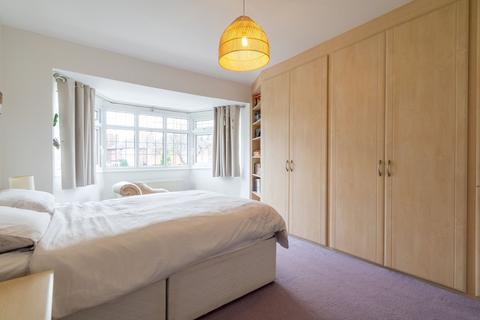 7 Beaminster Road, Solihull, B91 1NA