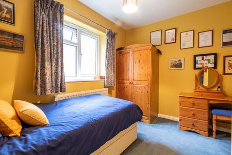 7 Beaminster Road, Solihull, B91 1NA
