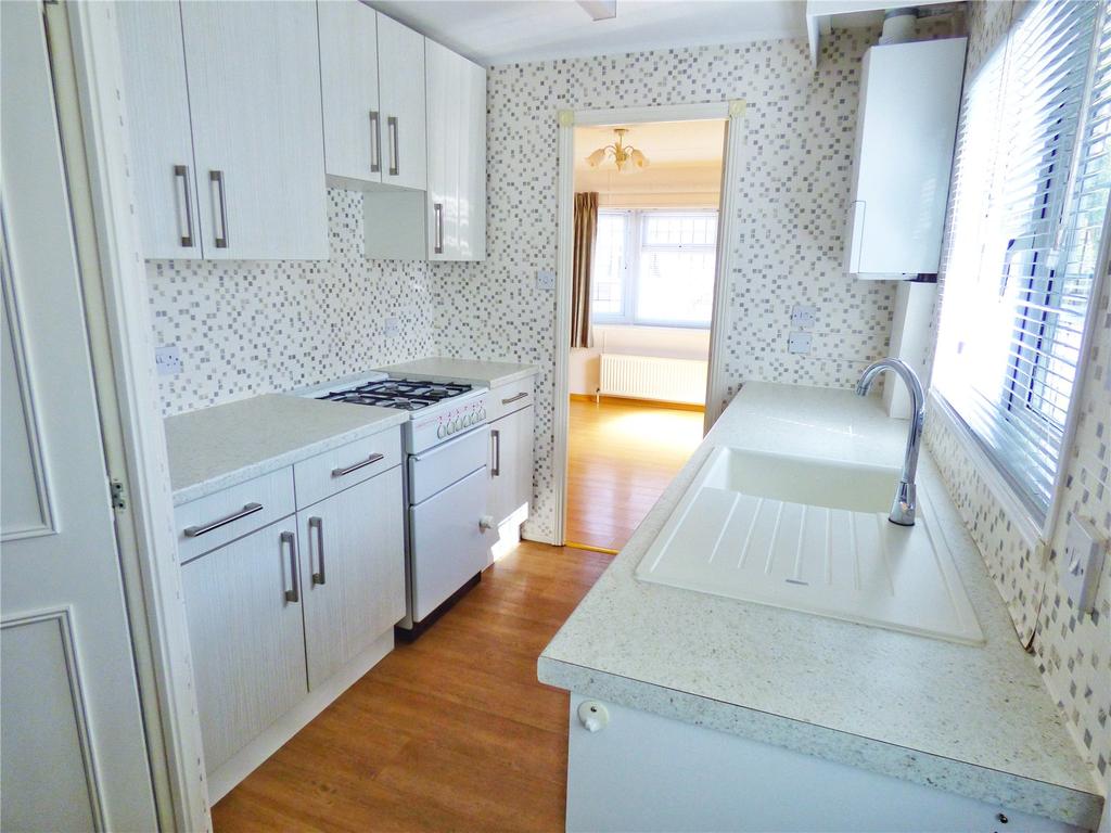 Kitchen: