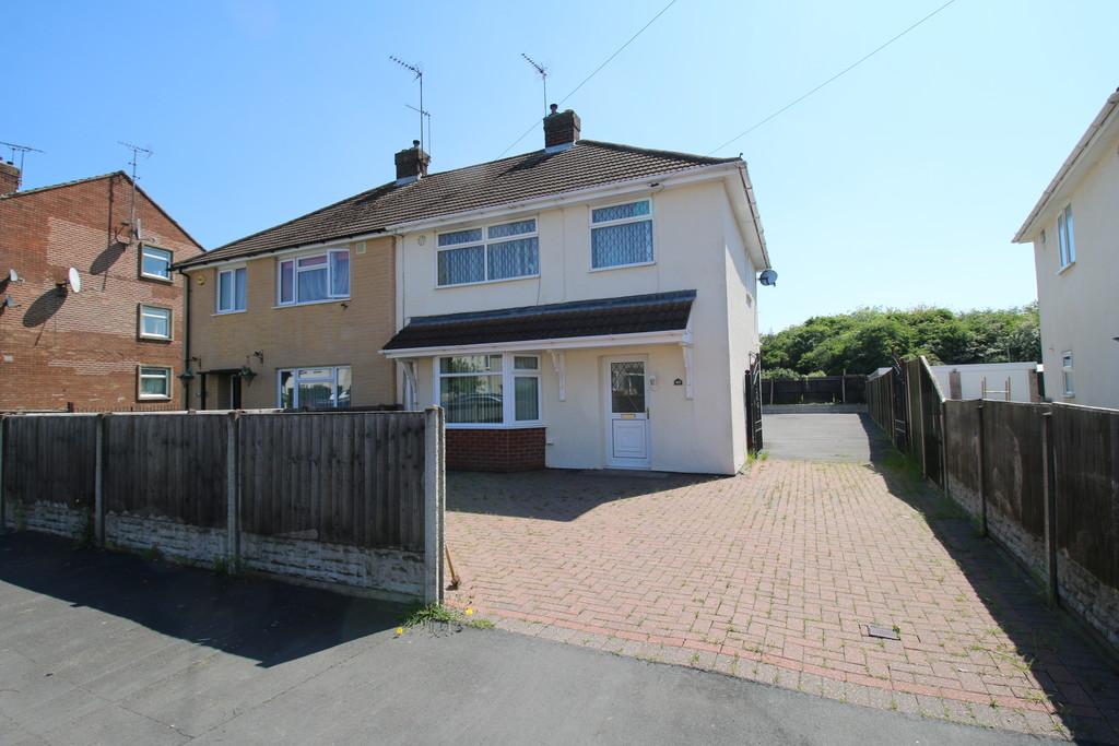 Walter Scott Road, Bedworth 3 bed semidetached house £795 pcm (£183 pw)