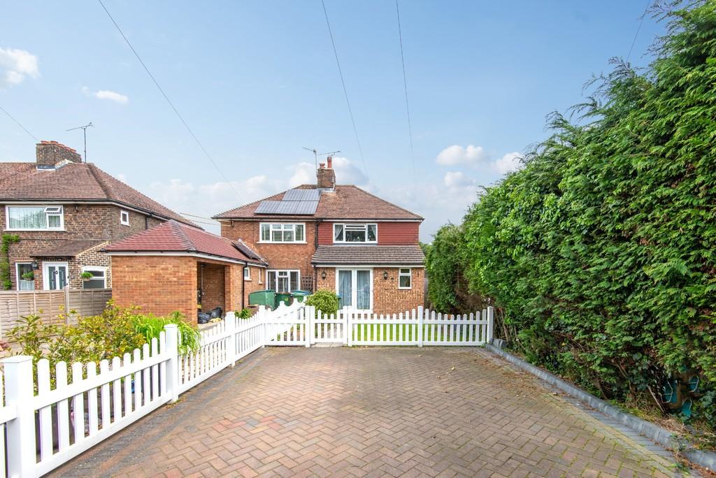 Pound Lane, West Sussex 3 bed semidetached house £425,000