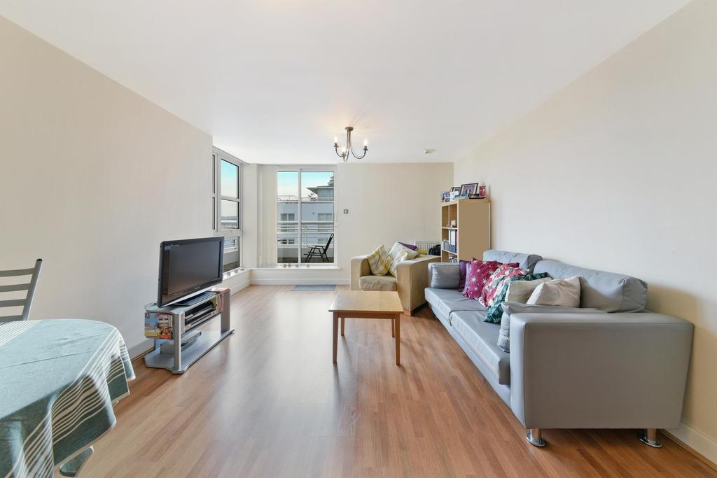 Barrier Point, Royal Docks, London, E16 1 bed apartment £1,798 pcm (£