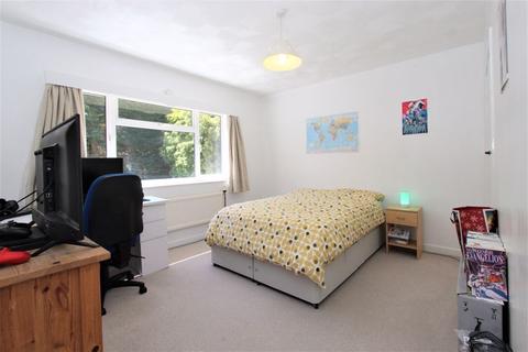11 Beacon Close, Brighton, BN1 6JN