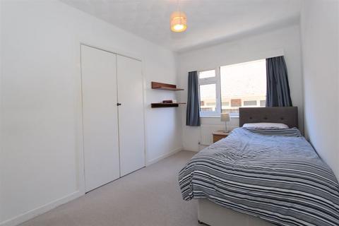 11 Beacon Close, Brighton, BN1 6JN
