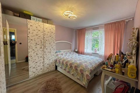2 bedroom maisonette for sale - Luther Close, Edgware
