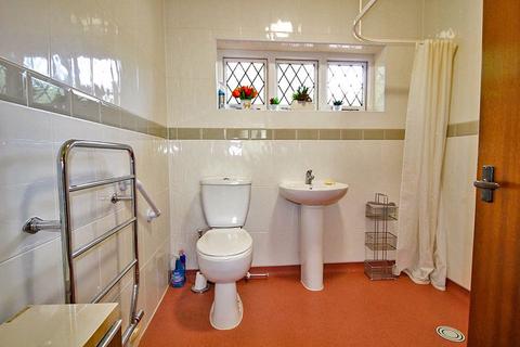 The Orchard Bowling Green Lane, Albrighton, Wolverhampton, WV7 3HN