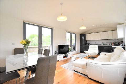 2 bedroom apartment to rent, Courtlands, Maidenhead, Berkshire, SL6