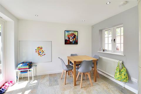 3 bedroom end of terrace house for sale, London Road, Blackwater, Camberley, Hampshire, GU17