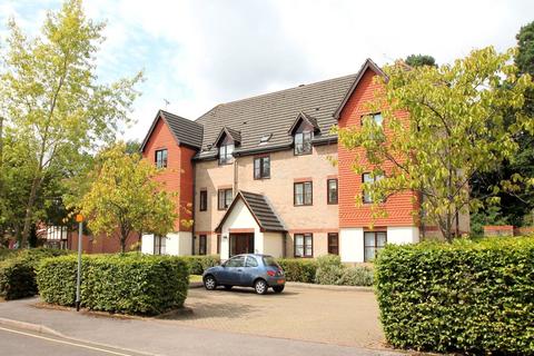 1 bedroom apartment to rent, Tamworth Drive, Fleet, Hampshire, GU51