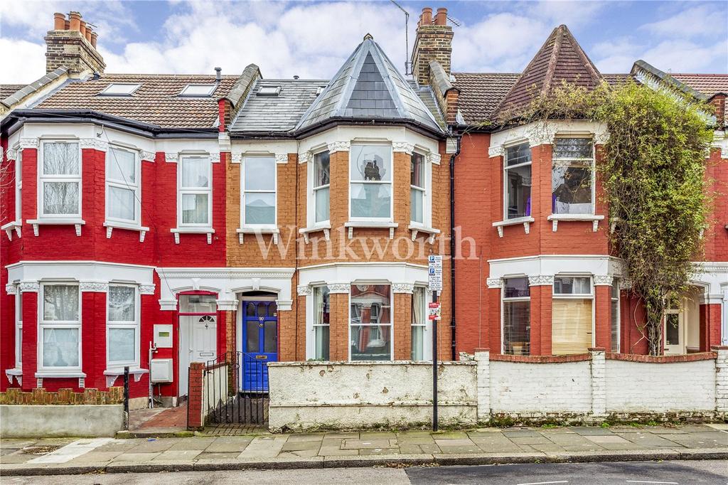 Woodside Gardens, London, N17 4 bed terraced house £3,000 pcm (£692 pw)