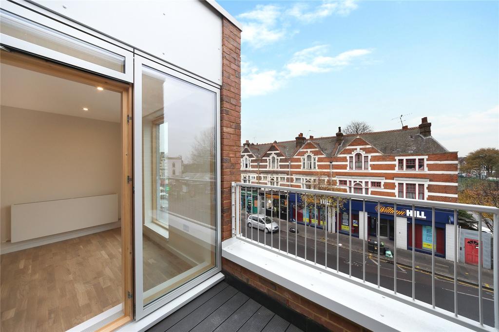 Eva Apartments, 663 High Road Leyton... 1 bed apartment to rent £