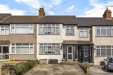 29 Heather Way, Romford, RM1 4SX