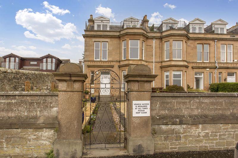 17A Douglas Terrace, Broughty Ferry 3 bed apartment £450,000