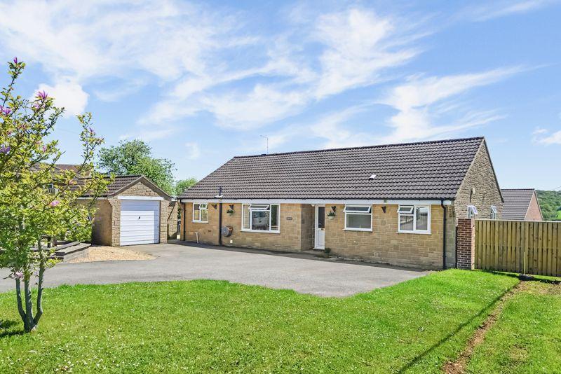 Manston Road, Sturminster Newton, DT10 3 bed detached bungalow £499,950