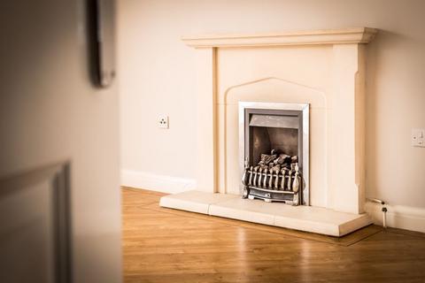 9 Wingfield Court, Banstead, SM7 2GD