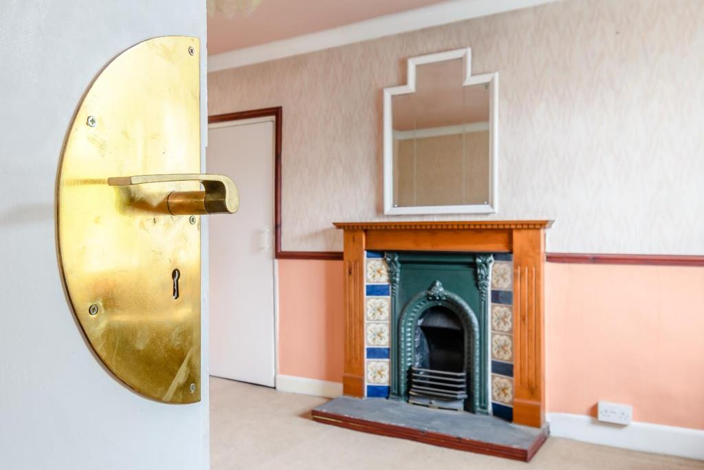 8465226-interior19.jpg