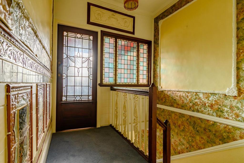 8465226-interior24.jpg